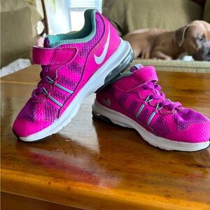 Nike air max girls sneakers